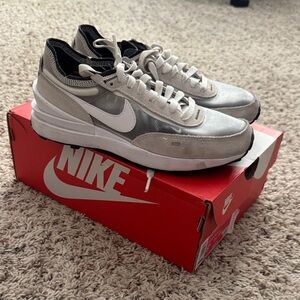 Nike waffle one women’s shoes